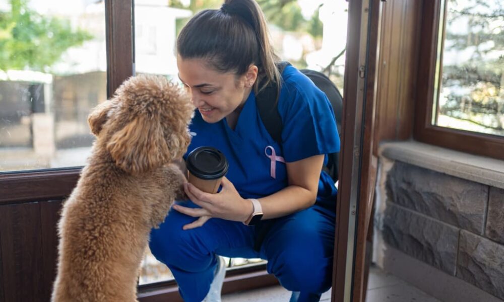 for-nurses-who-want-to-improve-self-care,-try-adopting-a-pet:-study